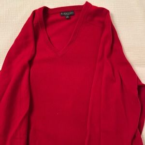 Brooks Brothers 3 ply cashmere V-Neck sweater